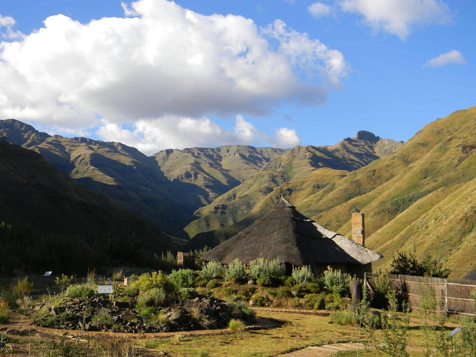 Maliba Mountain Lodge Butha-Buthe ภายนอก รูปภาพ