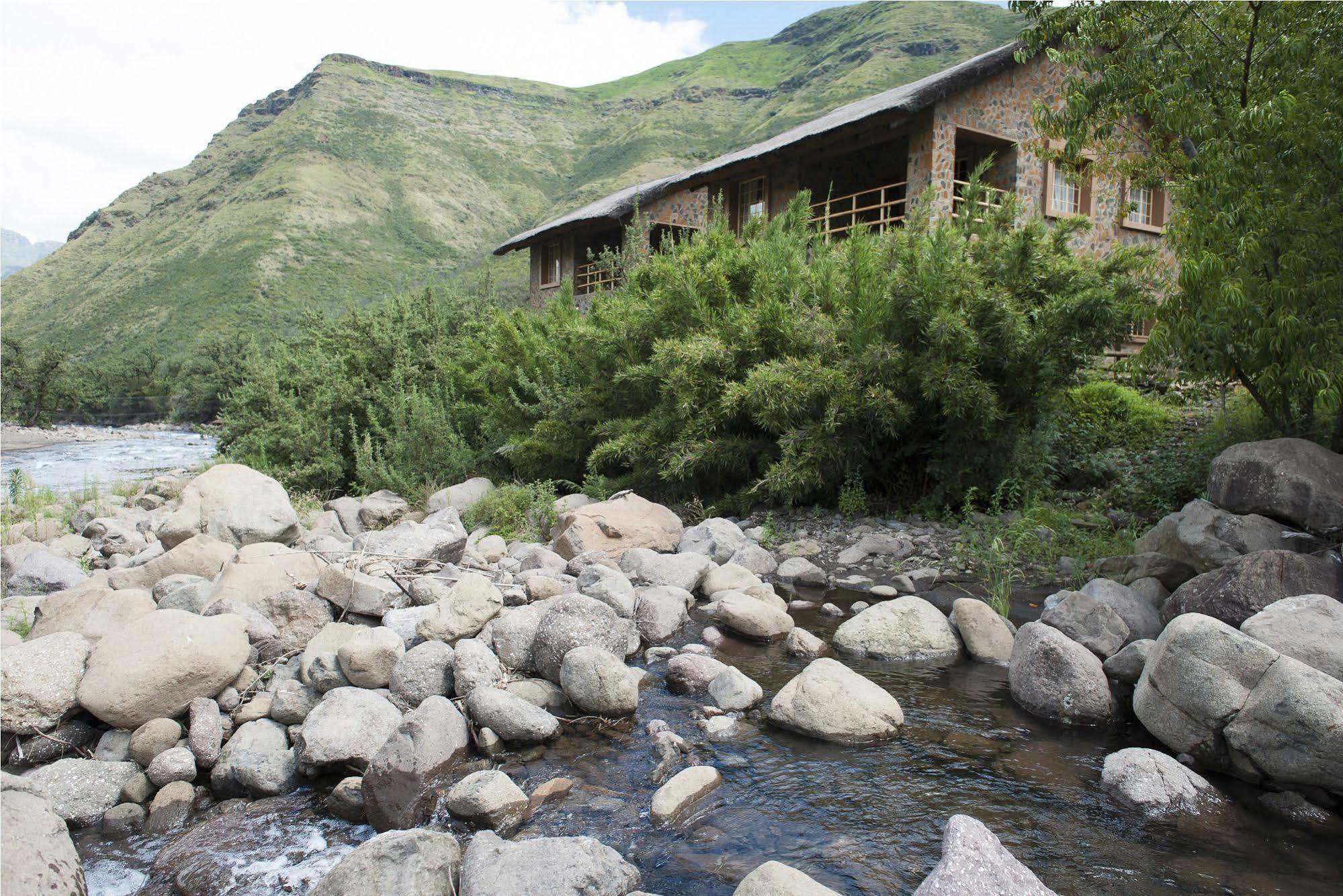 Maliba Mountain Lodge Butha-Buthe ภายนอก รูปภาพ