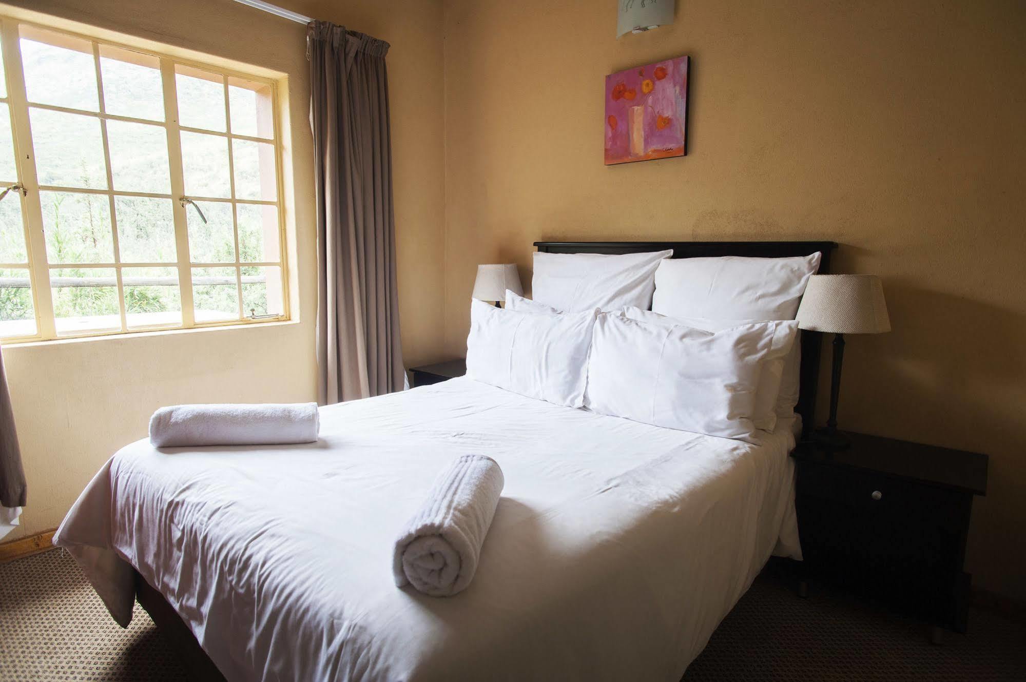 Maliba Mountain Lodge Butha-Buthe ภายนอก รูปภาพ