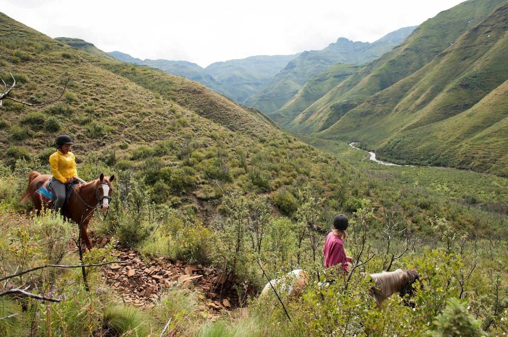 Maliba Mountain Lodge Butha-Buthe ภายนอก รูปภาพ